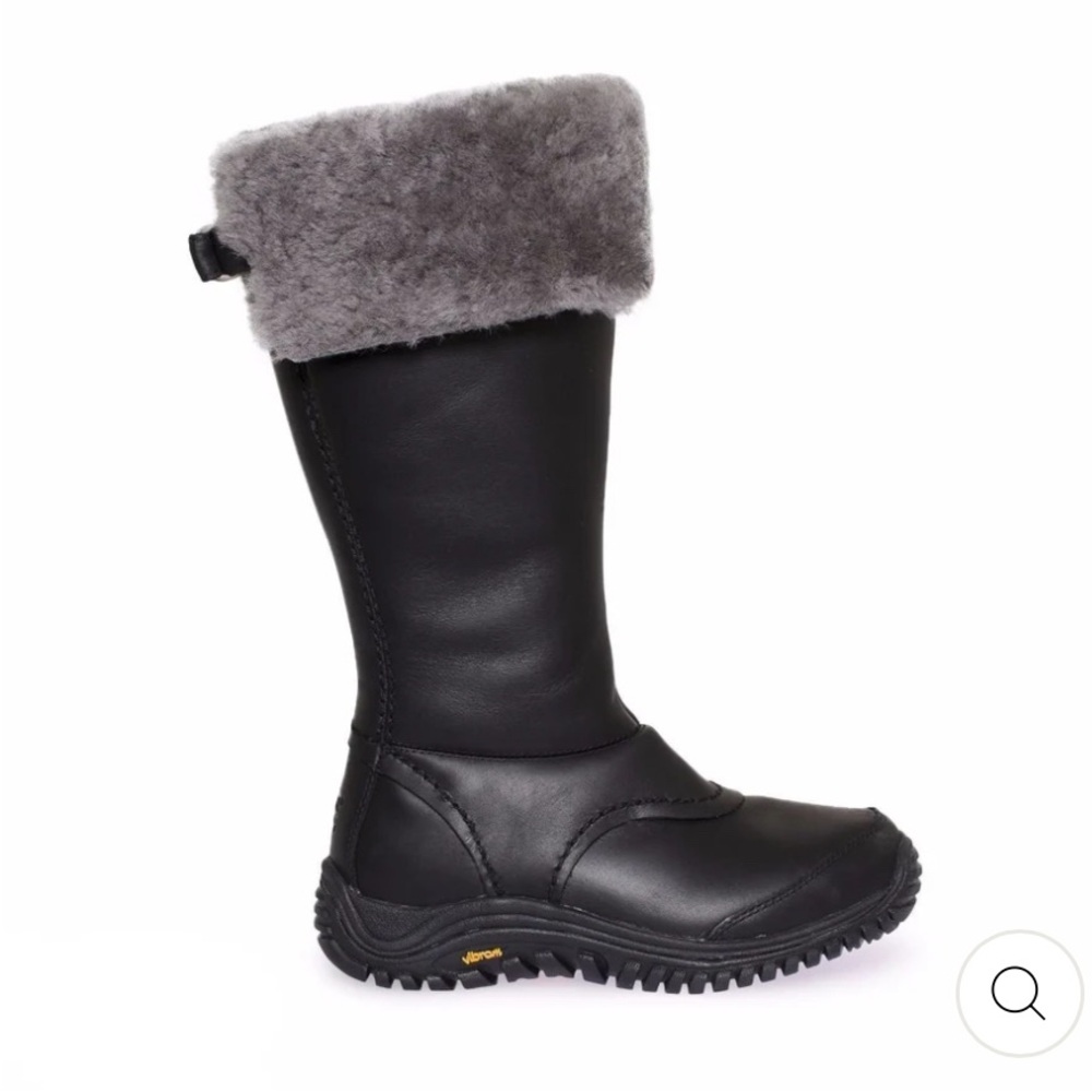 NEW UGG MIKO BLACK BOOTS